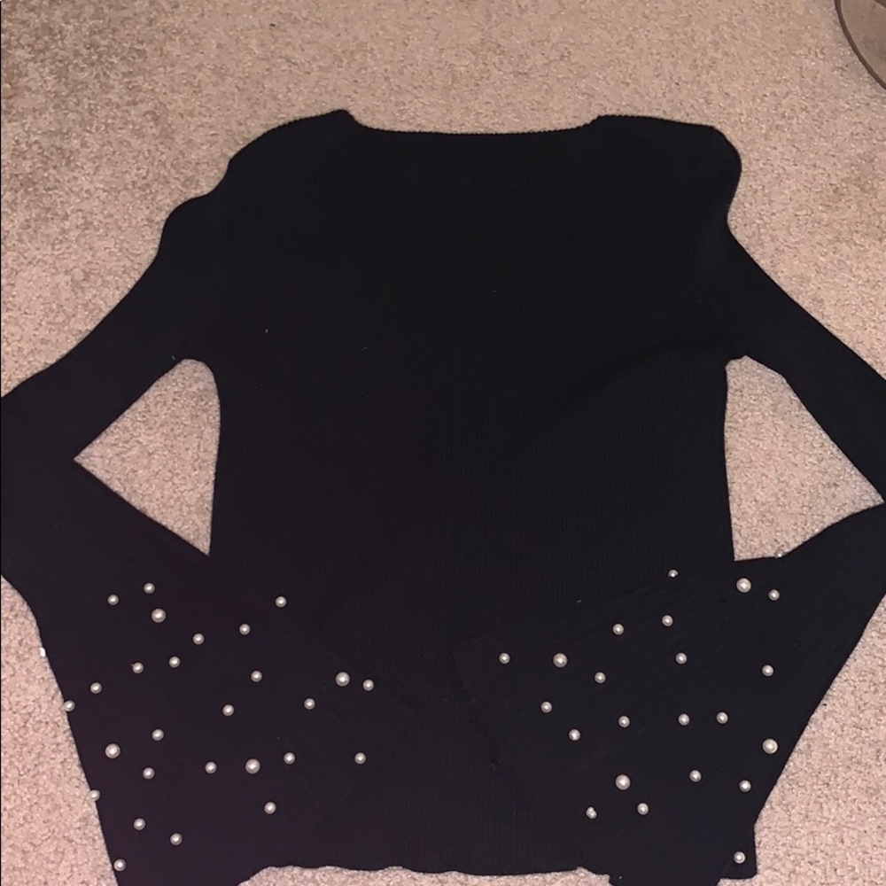 Love culture pearl sweater